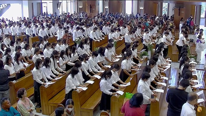 penerima krisma PAKAI